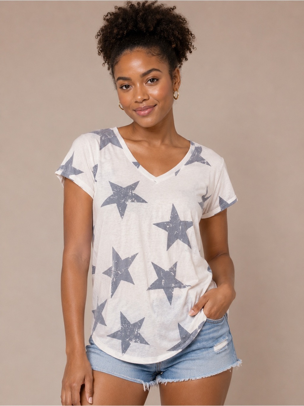 Altar’d State Women’s XS White Gray Star Print V Neck Tee High Low Hem